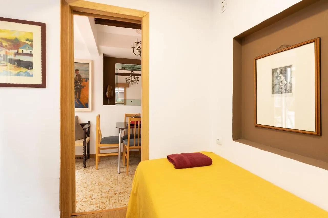 Aparteasy - Central Gracia Apartments Barcellona