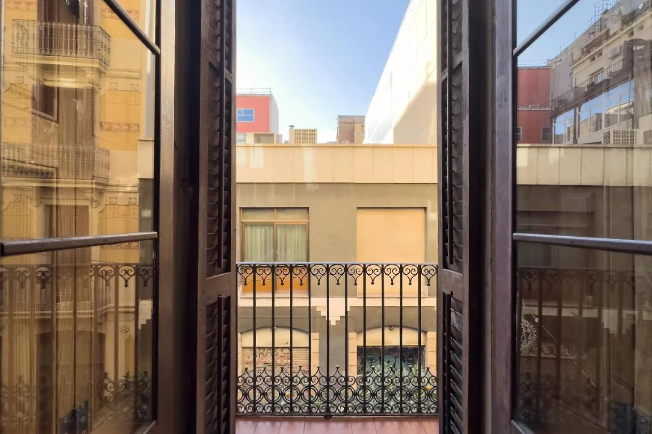 Aparteasy - Central Gracia Apartments Barcellona