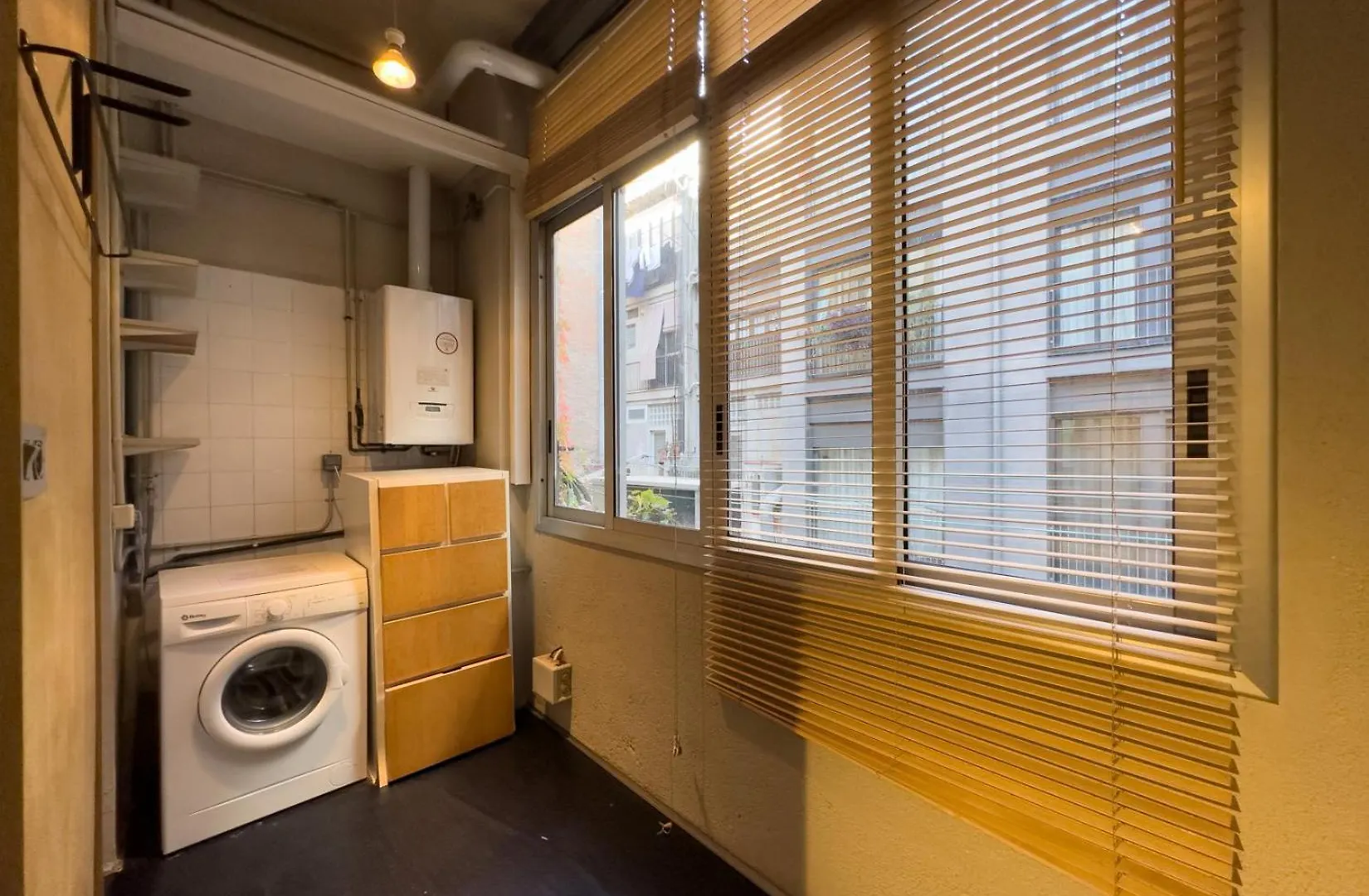 Aparteasy - Central Gracia Apartments Barcellona Spagna