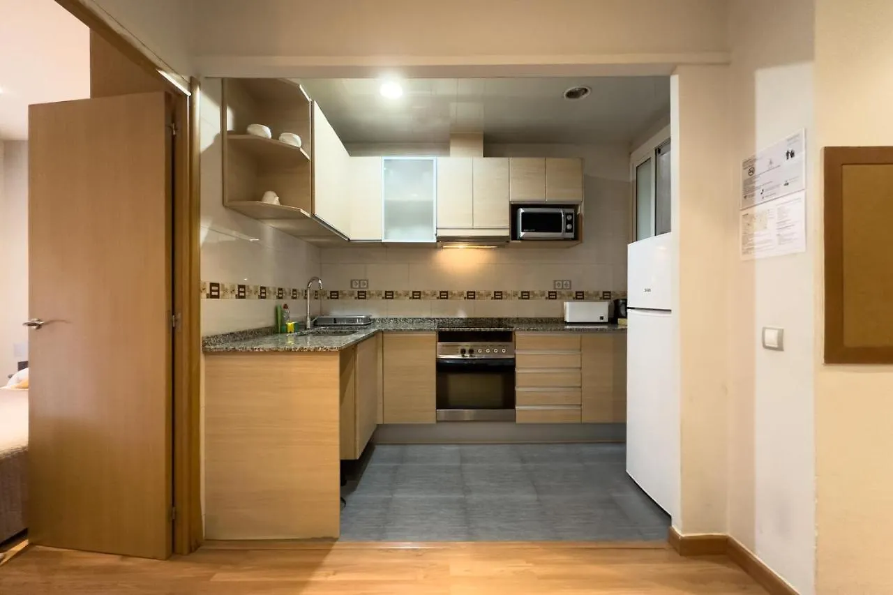 ApartEasy - Central Gracia Apartments Barcelona